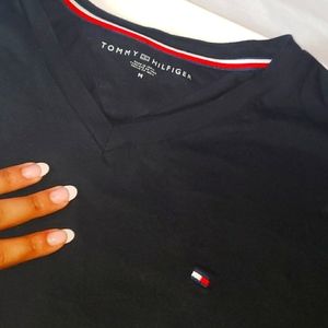 Mens Tommy Hilfiger black tee